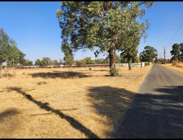 LAND FOR SALE IN WALKERVILLE CENTRAL